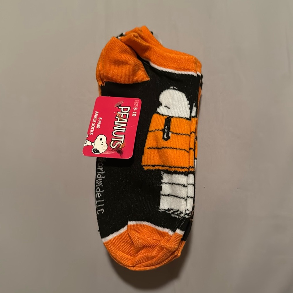 Peanuts Halloween ankle socks